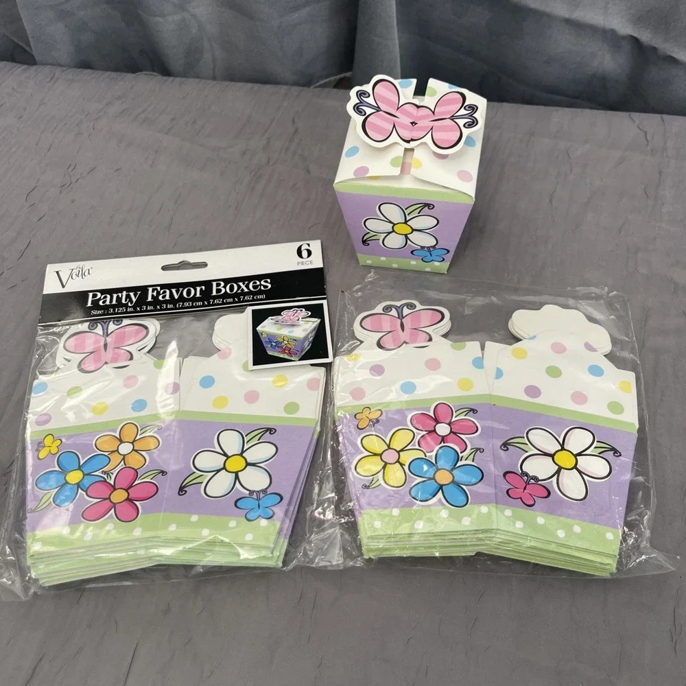13 Party Favor Treat Boxes Butterfly Top & Flower Kids Birthday Baby Shower NEW